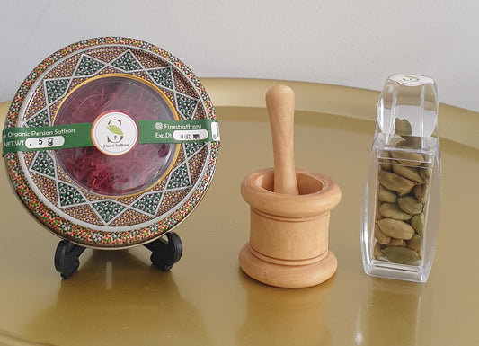 Premium Negin Saffron Bundle 5g Premium Saffron + A bamboo grinder + 15g A+ Cardamom